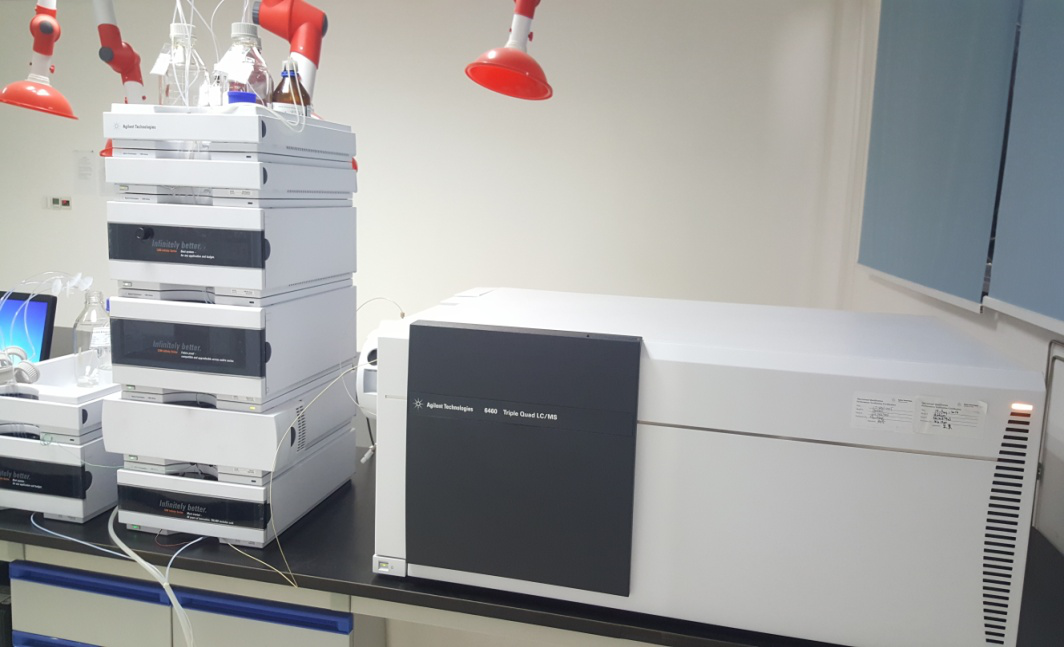 舌头伸进去添的我好爽