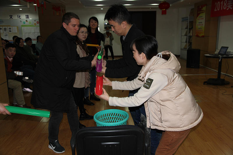 舌头伸进去添的我好爽