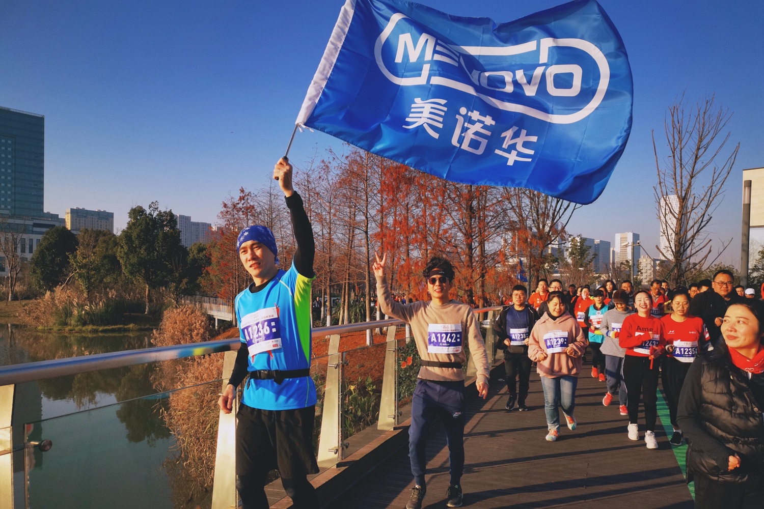 舌头伸进去添的我好爽