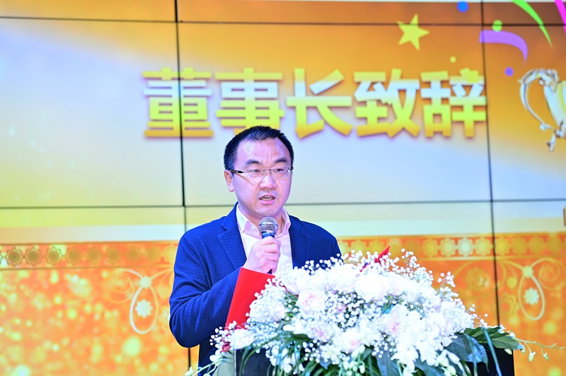 舌头伸进去添的我好爽