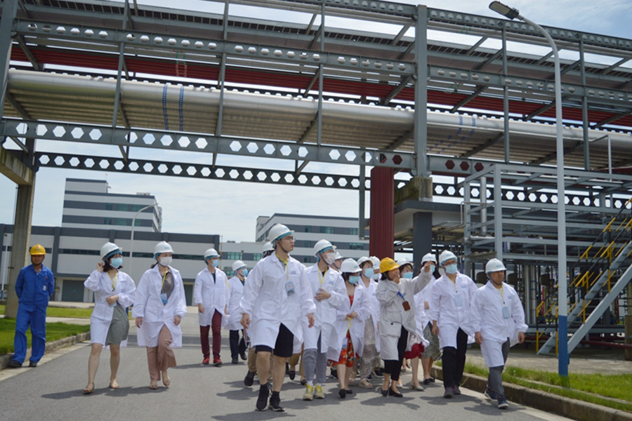 舌头伸进去添的我好爽