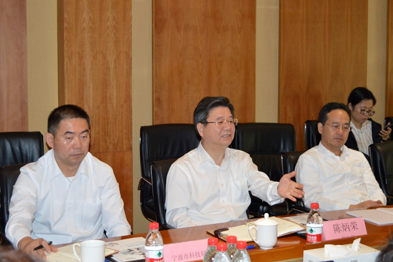 舌头伸进去添的我好爽