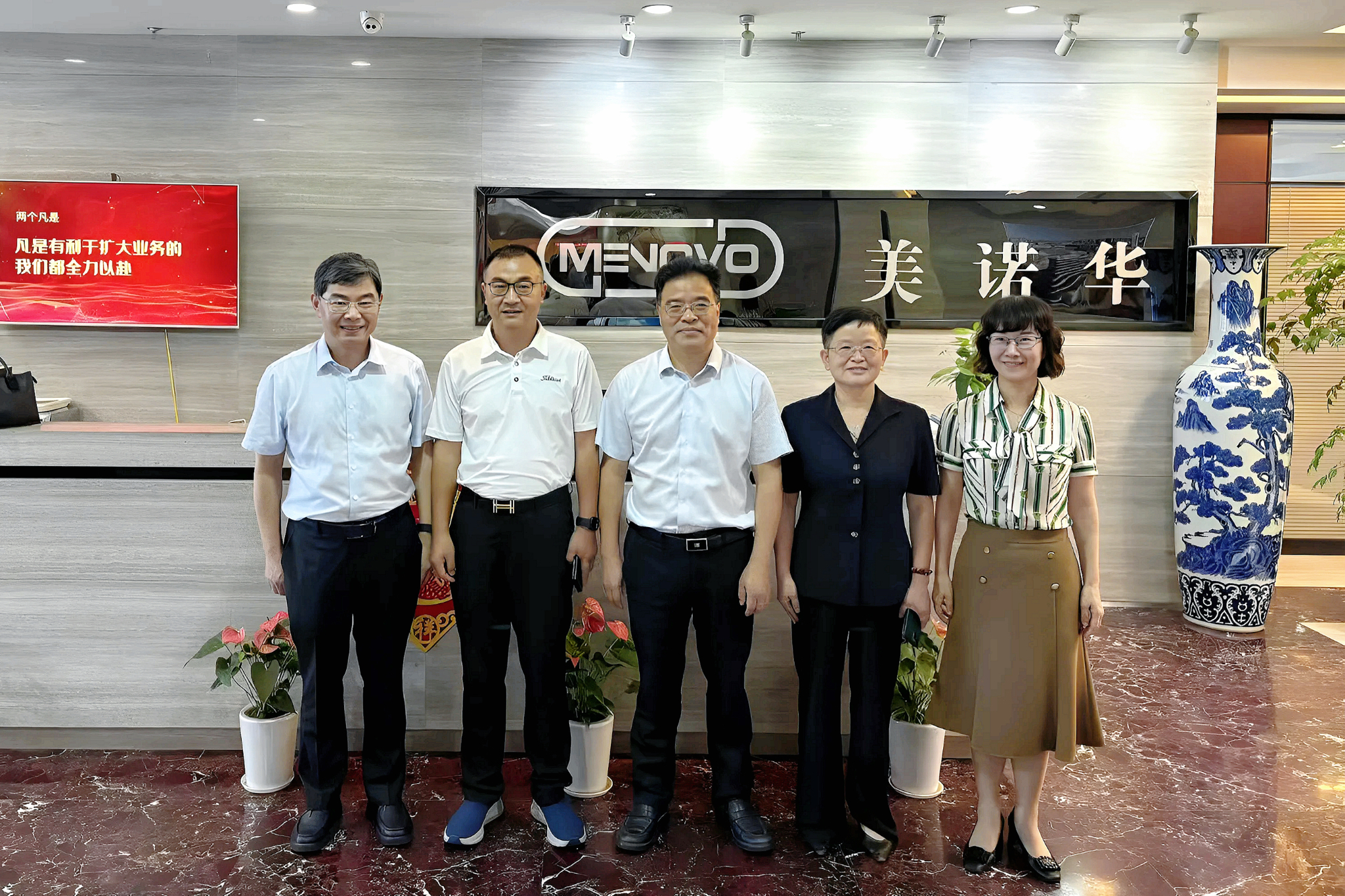 舌头伸进去添的我好爽